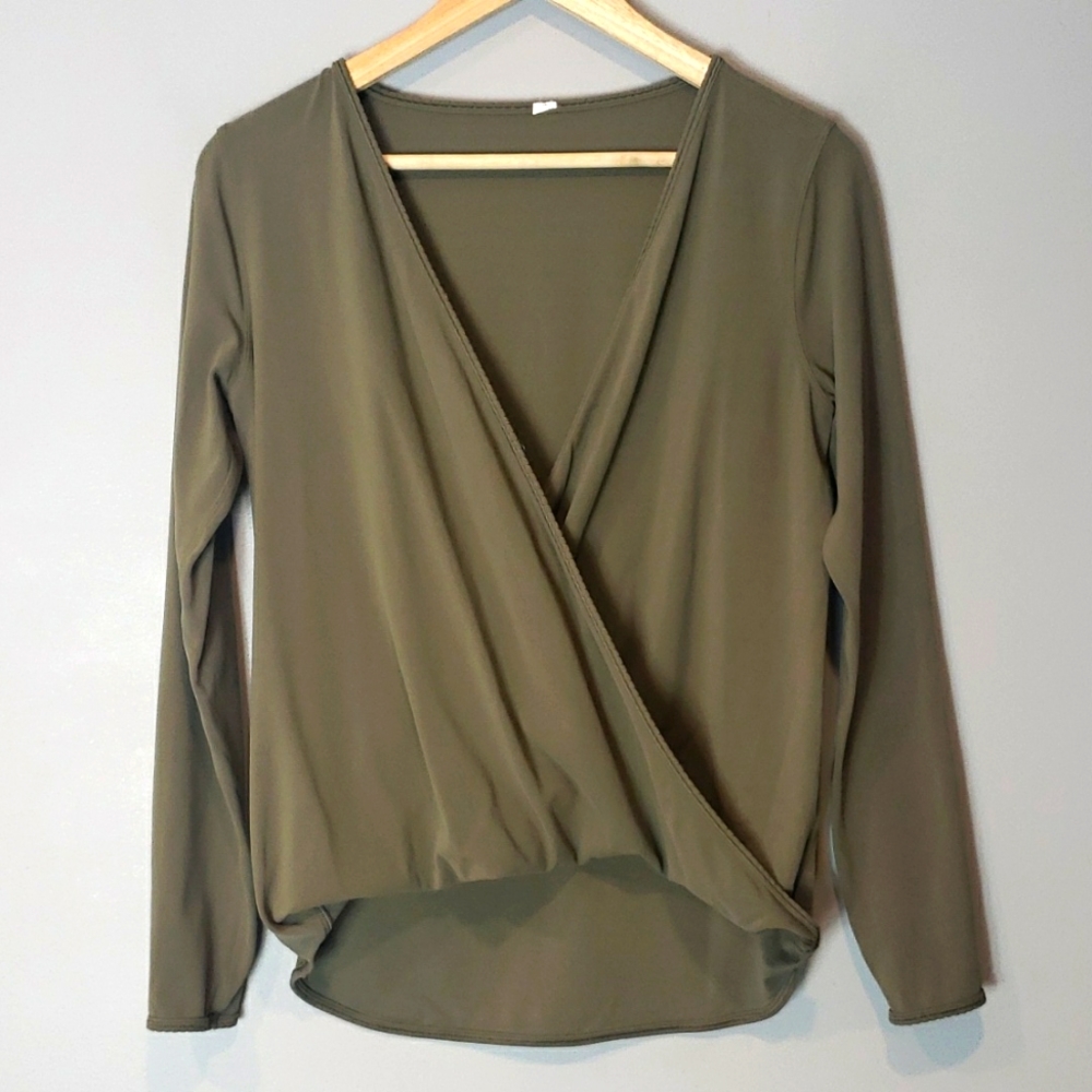 Lululemon Full Freedom Long Sleeve Wrap Sage Green Womens 6